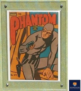 Comic Book Display Frame Golden size Clear.